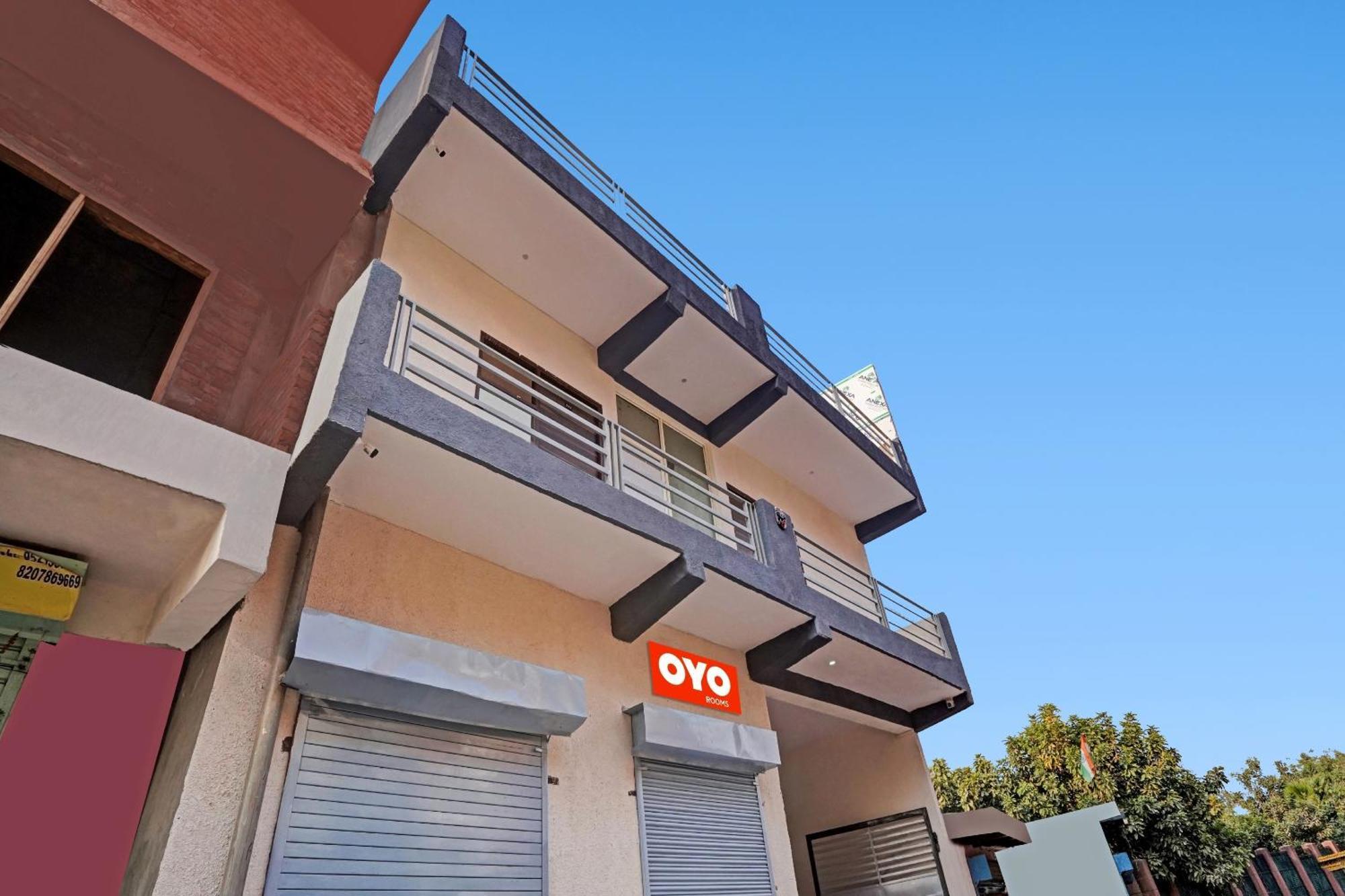 Hotel O Avs Hotel & Restaurant 诺伊达 外观 照片